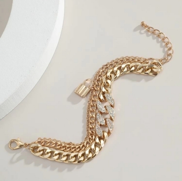 Rhinestone lock Layered Chain Bracelet - Picture 5 of 5